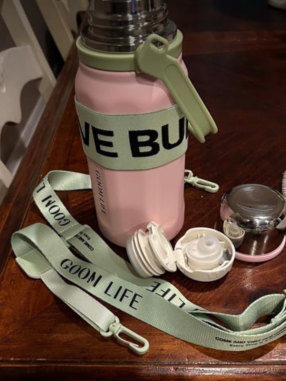 GOOM 32oz Thermos Pink Water Bottle, Stainless Steel, No Leak, Strap Love Bullet - Picture 14 of 16
